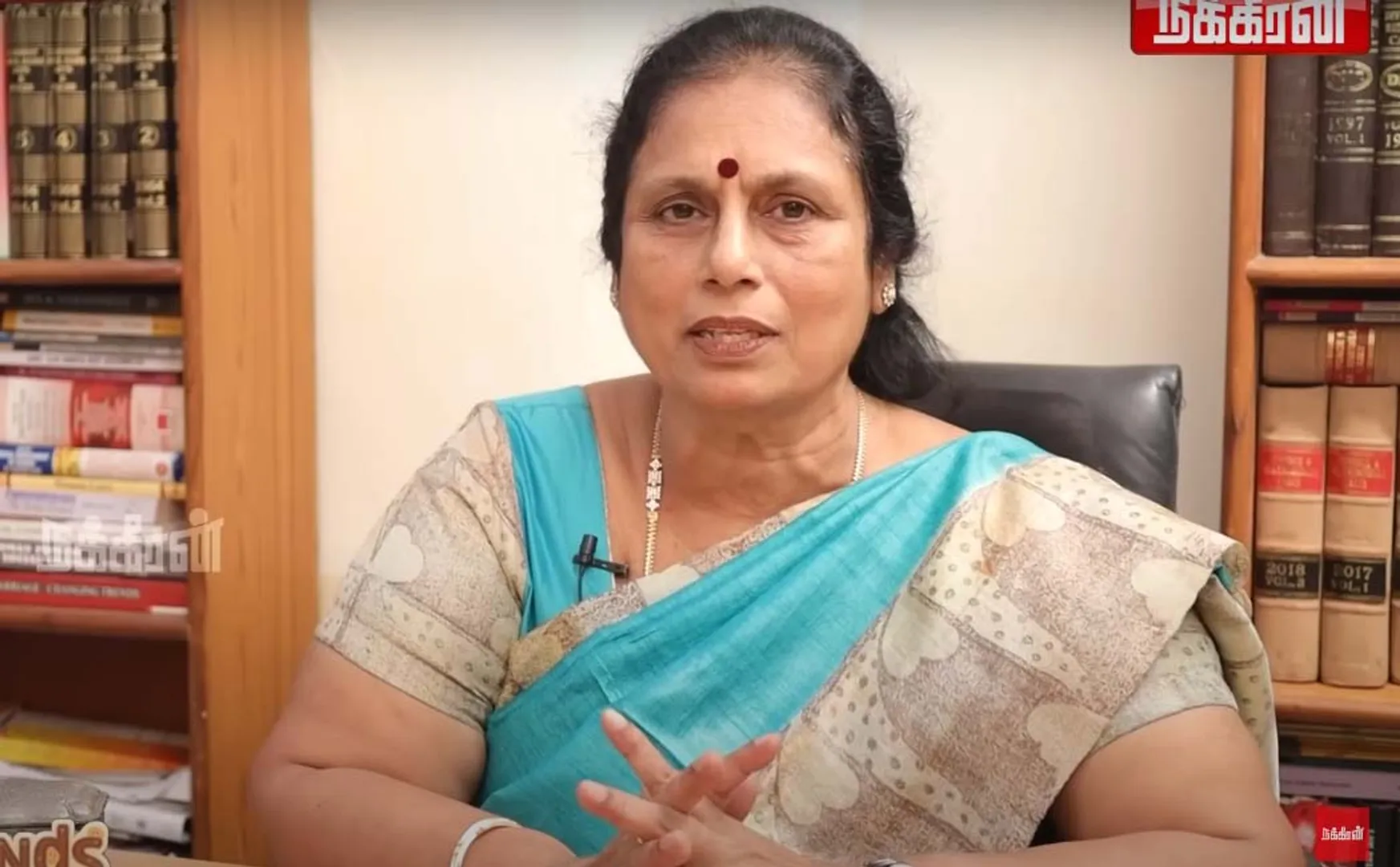 Advocate Santhakumari's Valakku En - 1